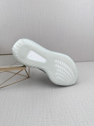 Yeezy Boost 350 V2 XF11 view 9