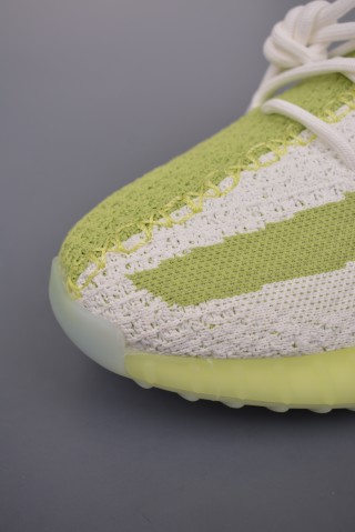 Yeezy Boost 350 V2 view 6