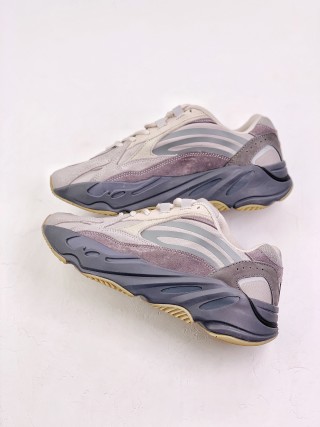 Adidas Yeezy Boost 700 view 2