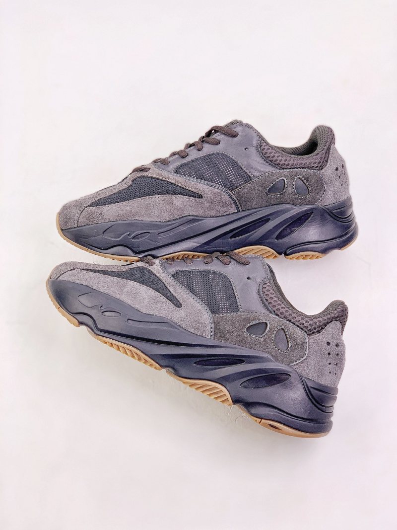 Adidas Yeezy Boost 700 view