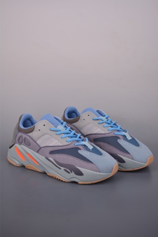 Adidas Yeezy 700 V2 view 6