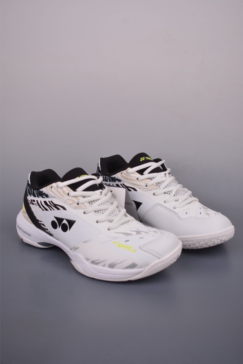 Yonex