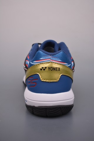 Yonex Power Cushion 65 view 4