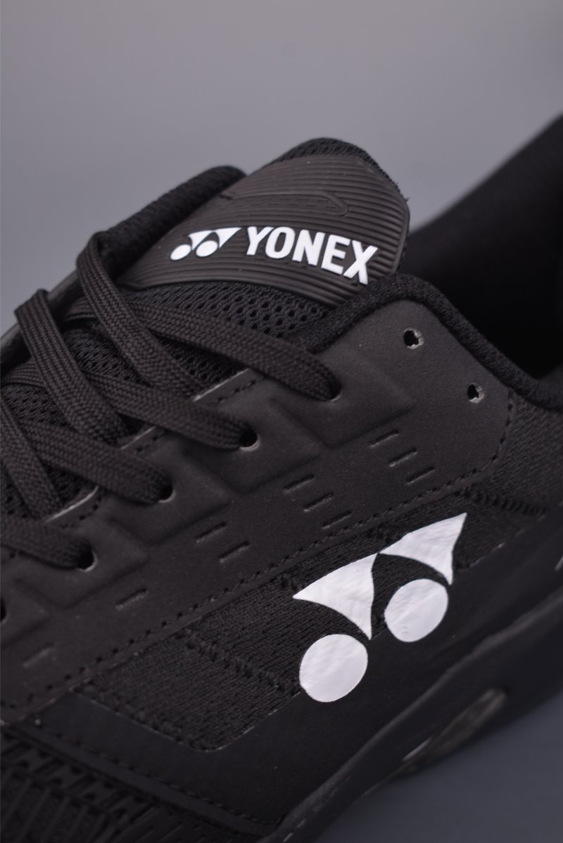 Yonex Tennis Shoe view