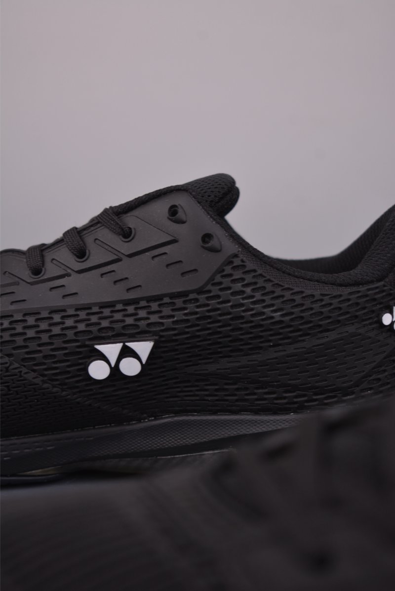 Yonex Tennis Shoe view