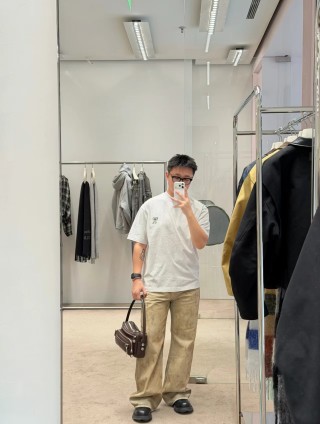 Loewe x On Embroidered Logo Oversized Tee - White view 2