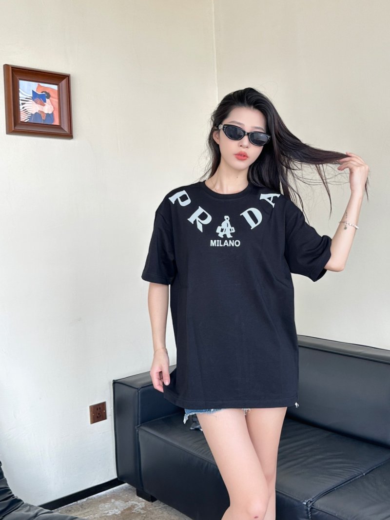 Prada Milano Arched Logo T-Shirt - Black view