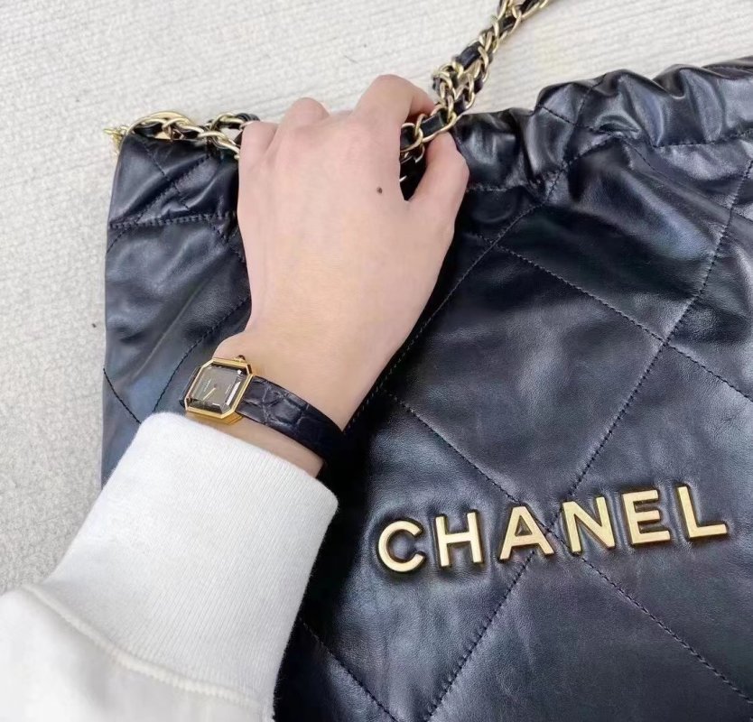 Chanel Premiere Vintage Octagonal Leather Watch - Black/Gold view