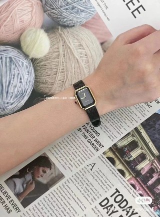 Chanel Premiere Vintage Octagonal Leather Watch - Black/Gold view 4