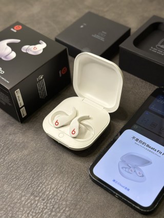 Beats Fit Pro White True Wireless Earbuds view 5