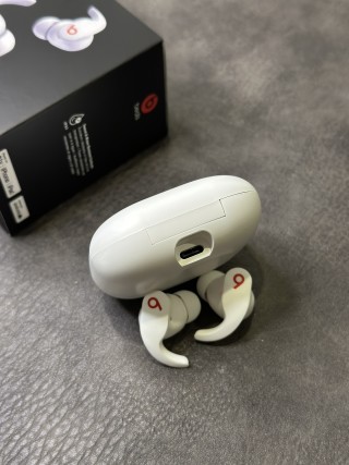 Beats Fit Pro White True Wireless Earbuds view 8