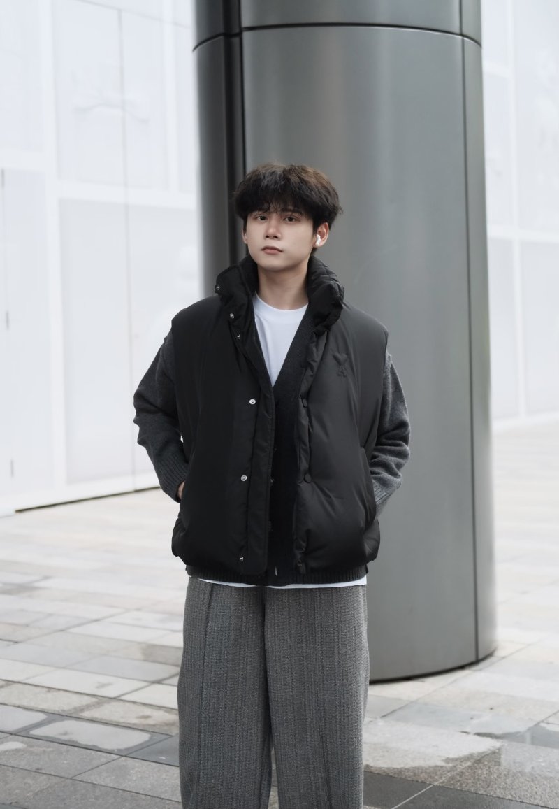 Black Oversized Down Puffer Vest Jacket view
