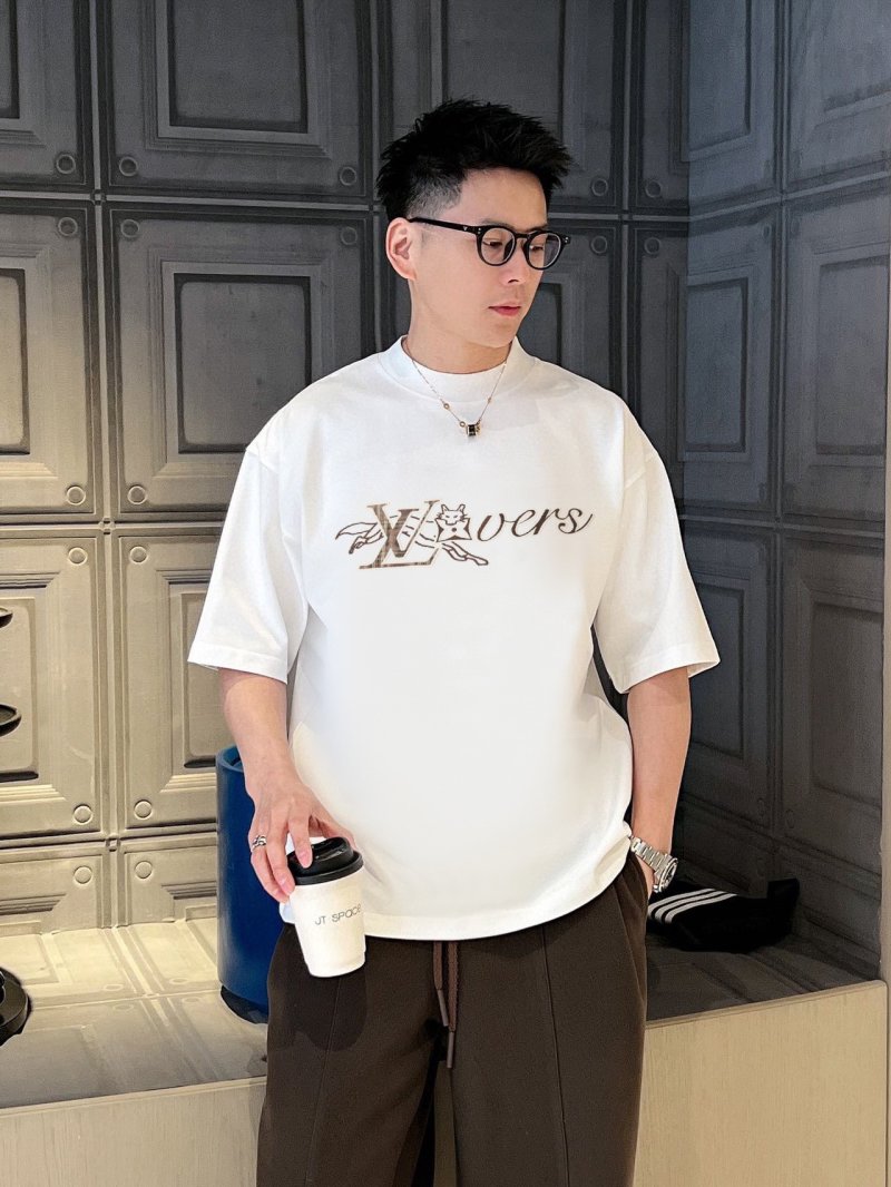 Cream Graphic Logo Short Sleeve T-Shirt view