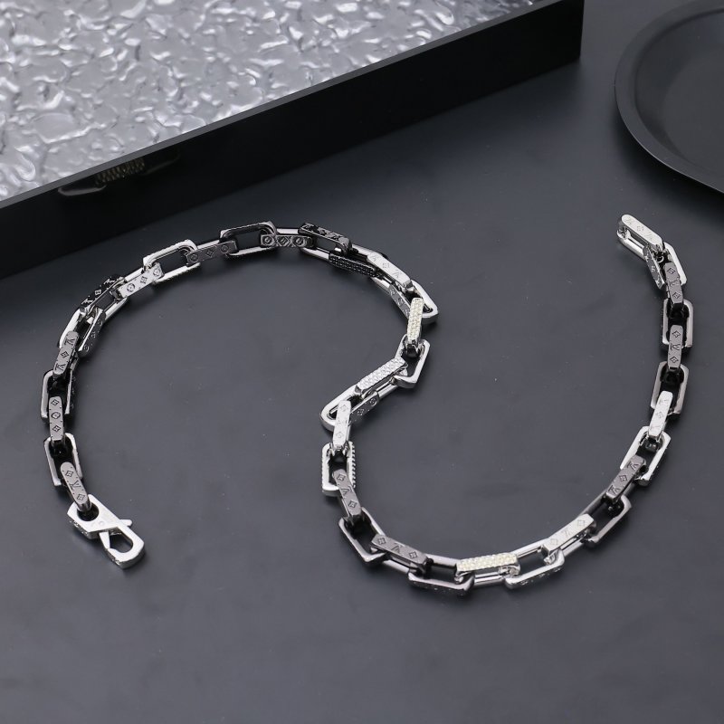 Louis Vuitton Monogram Chain Necklace Silver view