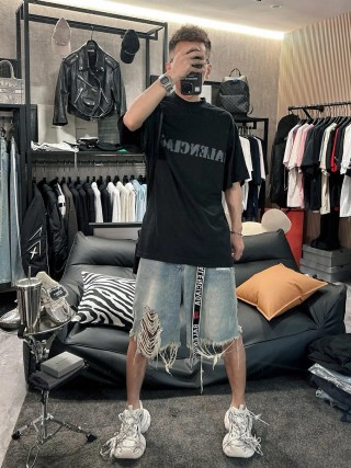 Balenciaga Black Logo T-Shirt view 9