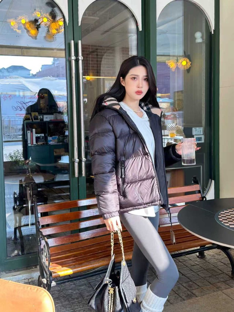Black & Purple Gradient Puffer Down Jacket view