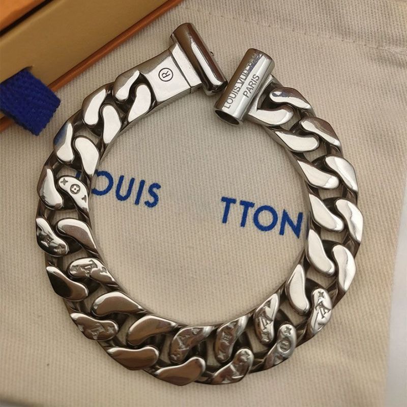 Louis Vuitton Chain Links Silver Bracelet view