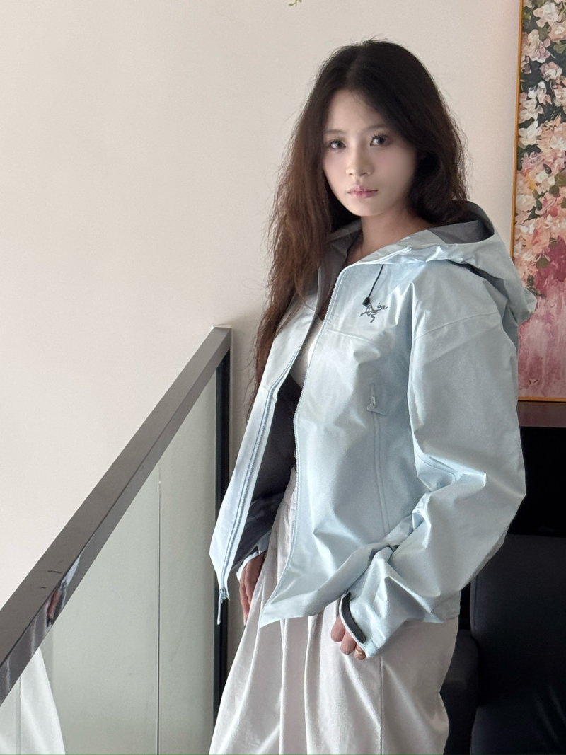 Arc'teryx Beta SL Hooded Windbreaker Jacket - Dawn Blue view