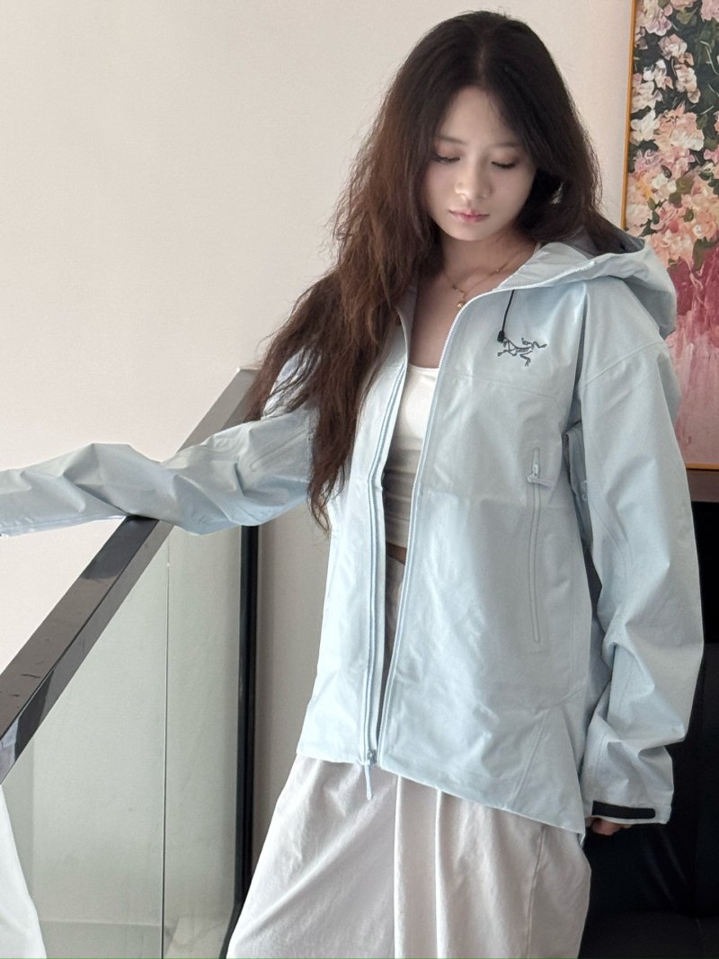 Arc'teryx Beta SL Hooded Windbreaker Jacket - Dawn Blue view