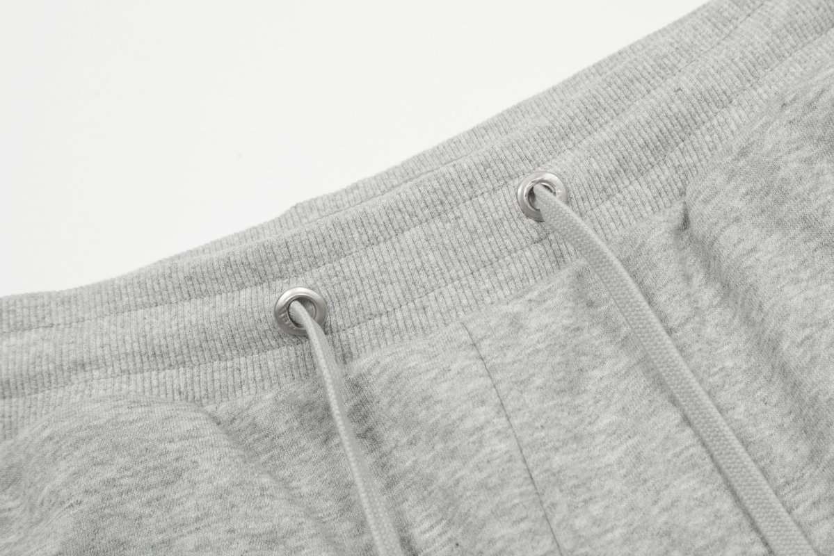 AMI Heart Embroidered Logo Shorts Grey view