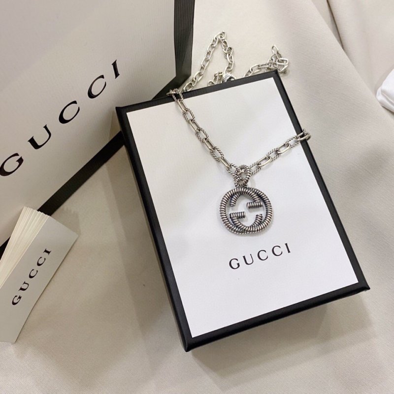 Gucci Double G Textured Silver Pendant Necklace