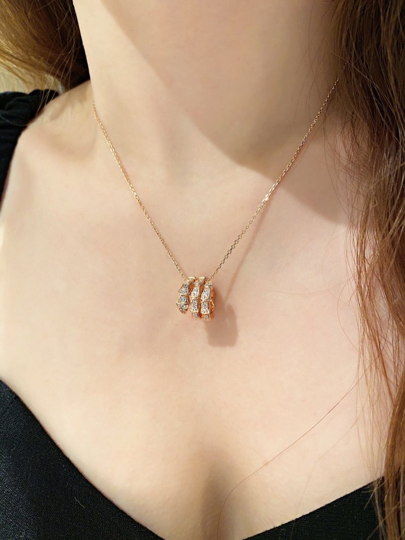 Bulgari B.zero1 Diamond Half-Paved Rose Gold Necklace view