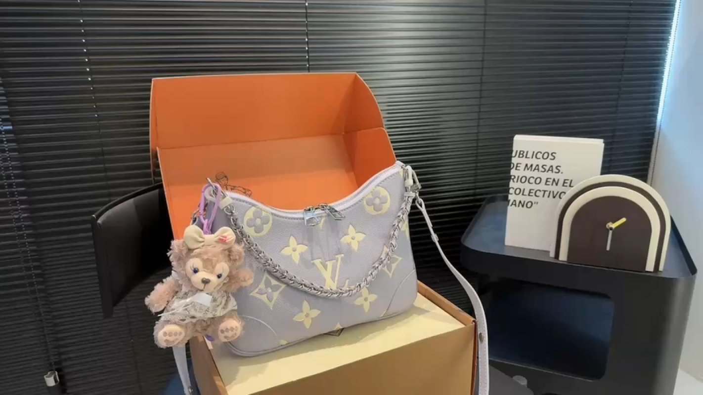 Louis Vuitton Monogram Canvas Shoulder Bag Lavender