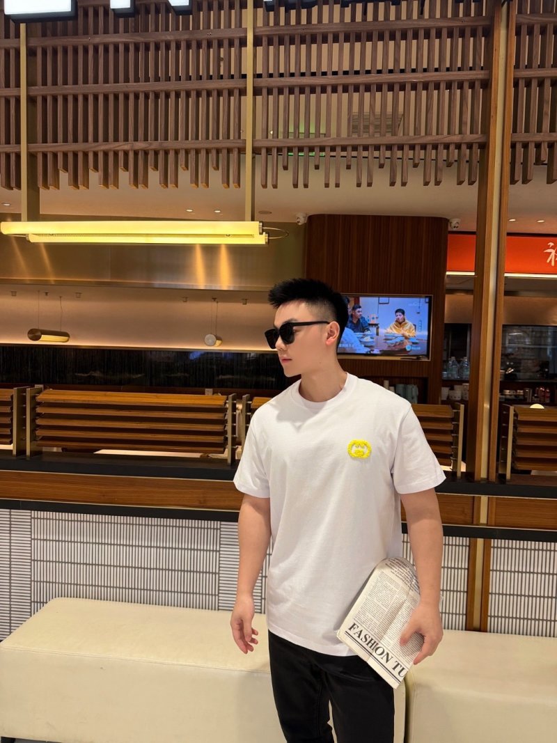 Gucci Yellow Interlocking G White T-Shirt view