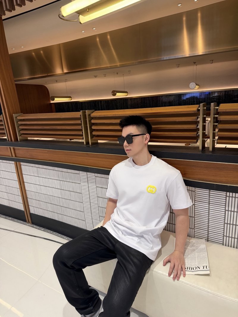 Gucci Yellow Interlocking G White T-Shirt view
