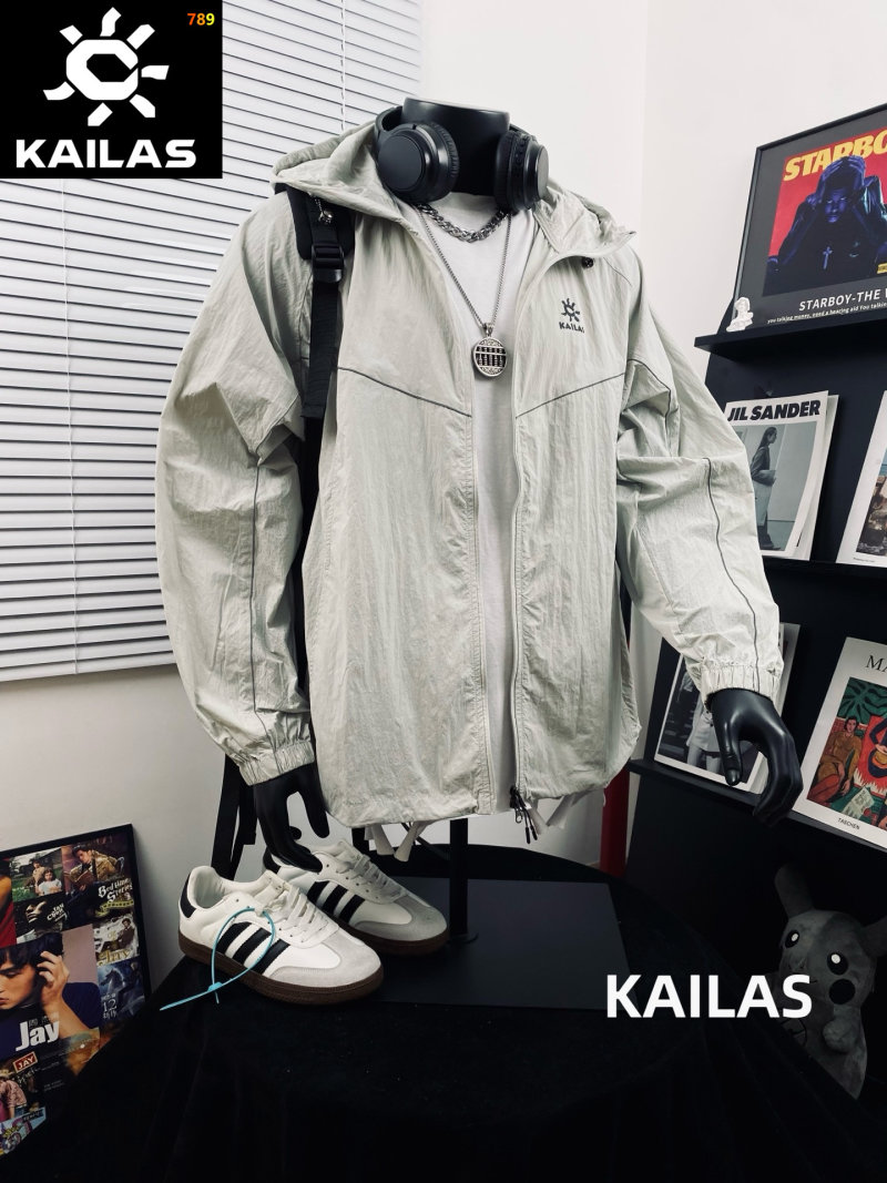 Kailas Lightweight Outdoor Windbreaker Jacket - Light Gray