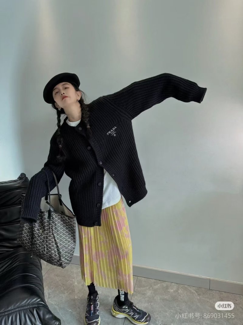 Prada Black Ribbed Knit Cardigan view
