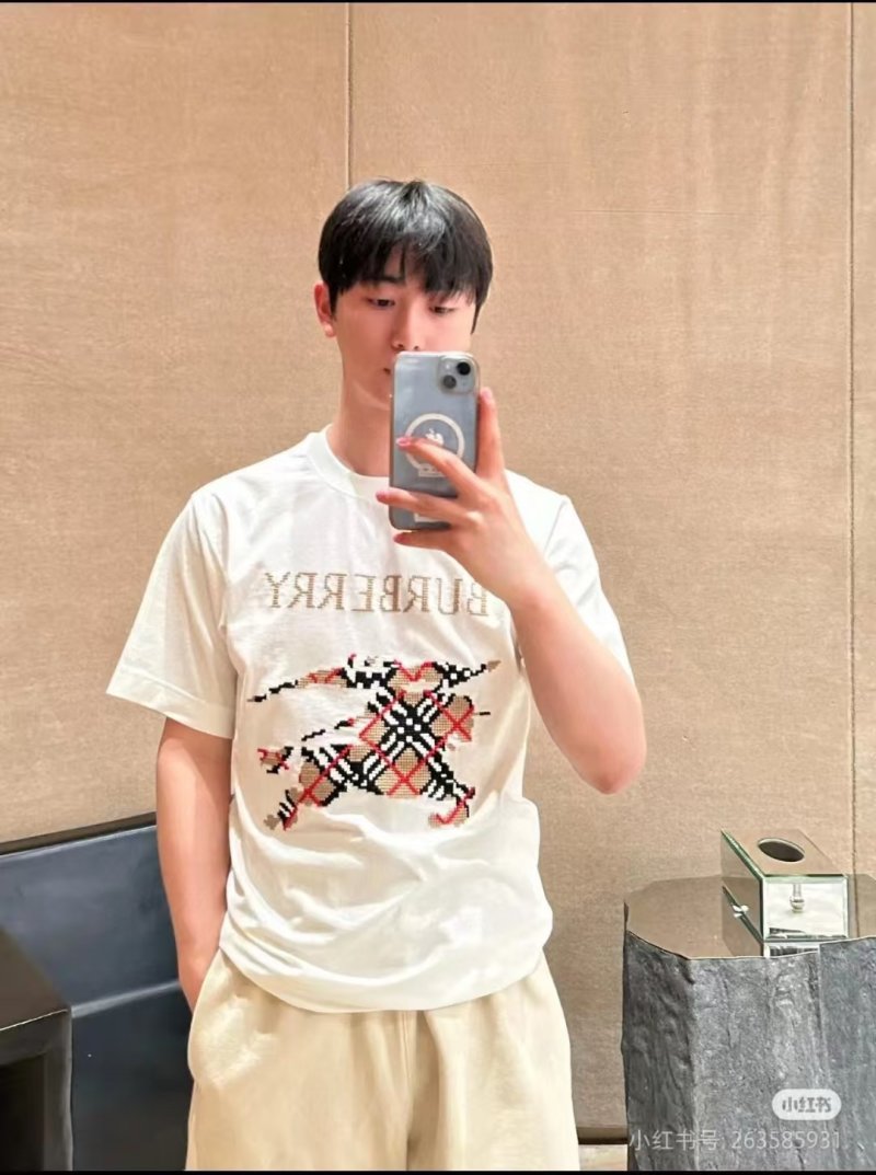 Burberry White Cotton T-Shirt with Tartan Dragon Print view
