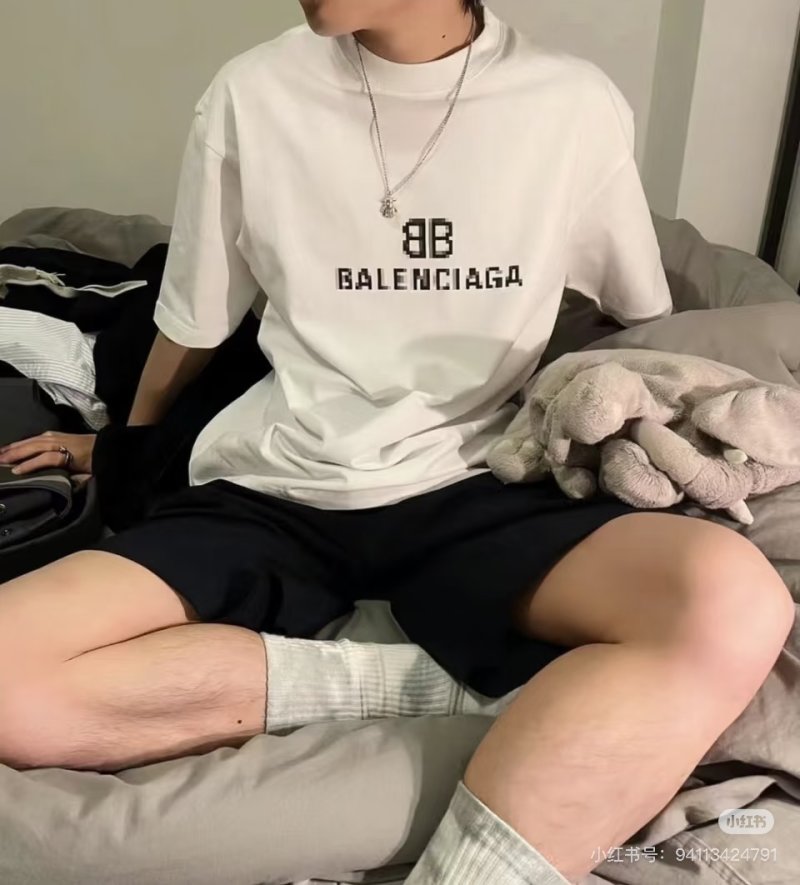 Balenciaga BB Logo Cream T-Shirt view
