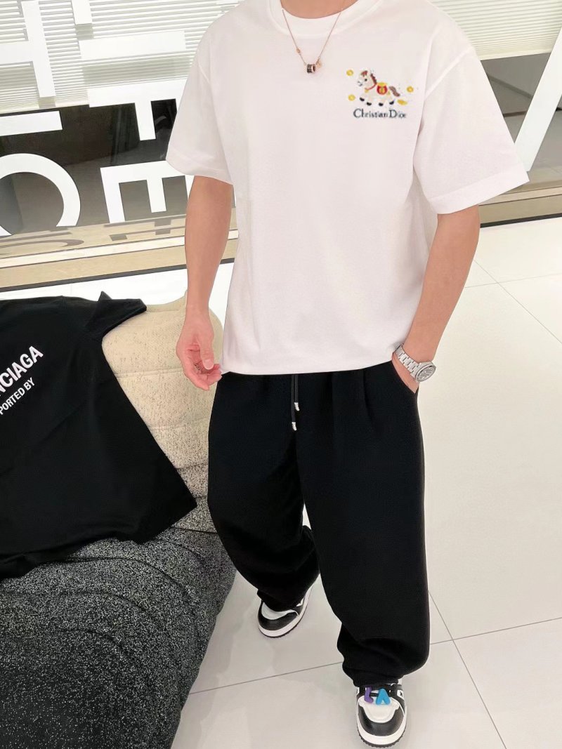 Dior Christian Dior Zodiac Embroidered Cream T-Shirt view