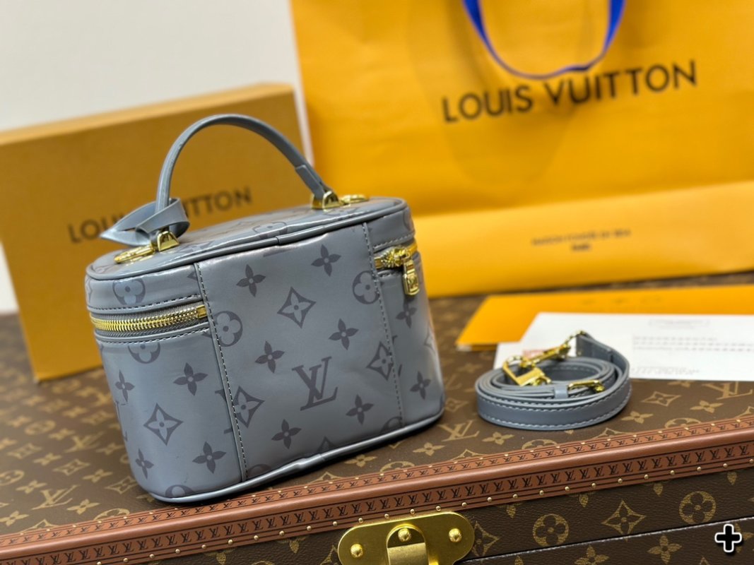 Louis Vuitton Monogram Empreinte Cosmetic Pouch Grey view