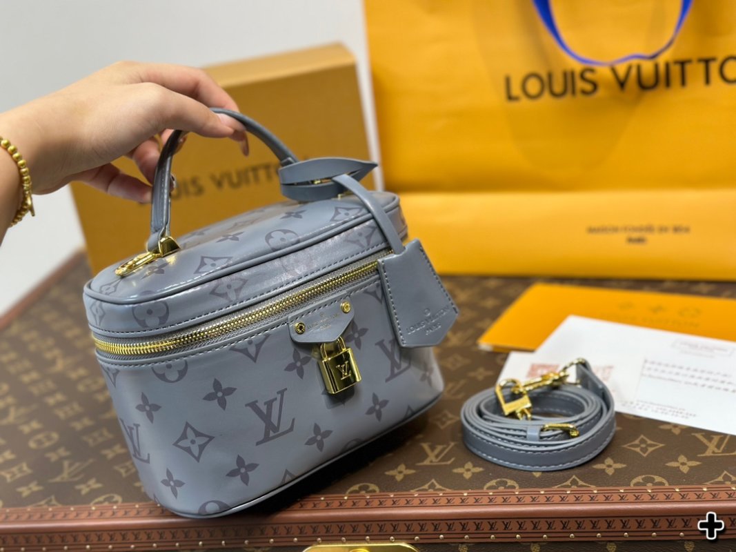 Louis Vuitton Monogram Empreinte Cosmetic Pouch Grey view