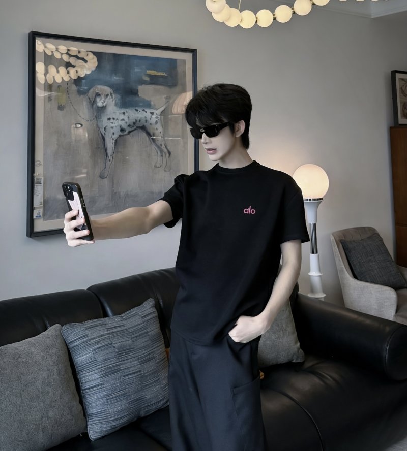 Alo Black Short Sleeve T-Shirt view
