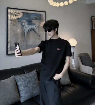 Alo Black Short Sleeve T-Shirt view 4