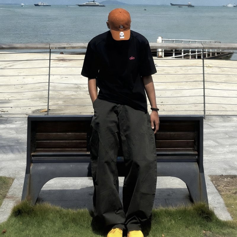 Alo Black Short Sleeve T-Shirt view