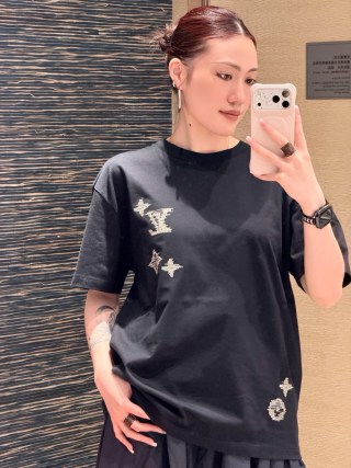 Chrome Hearts Black Gold Cross Graphic T-Shirt view 4
