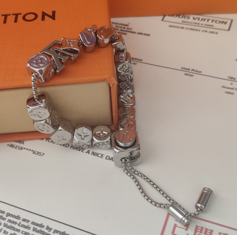 Louis Vuitton Vers Dice Bracelet Silver view