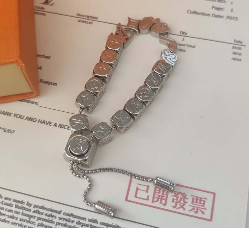 Louis Vuitton Vers Dice Bracelet Silver view