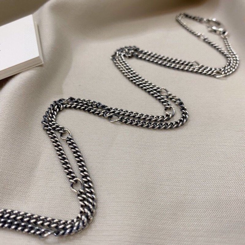 Gucci Lion Head Silver Pendant Necklace - 65cm Chain view