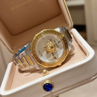 Versace Medusa Quartz Women's Watch 38MM Silver view 4