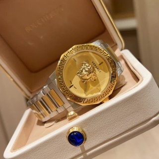 Versace Medusa Quartz Women's Watch 38MM Silver view 5