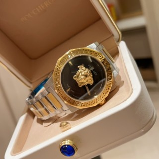 Versace Medusa Quartz Women's Watch 38MM Silver view 7