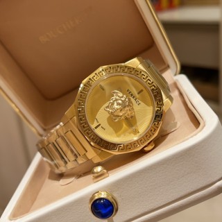 Versace Medusa Quartz Women's Watch 38MM Silver view 10