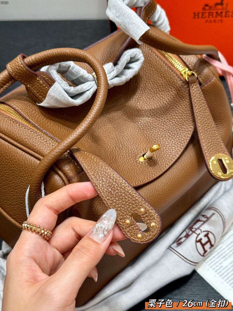 Hermès Lindy 26cm Taurillon Leather Bag - Cognac view