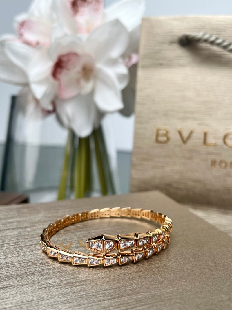 Bulgari Serpenti Rose Gold Diamond Bracelet view