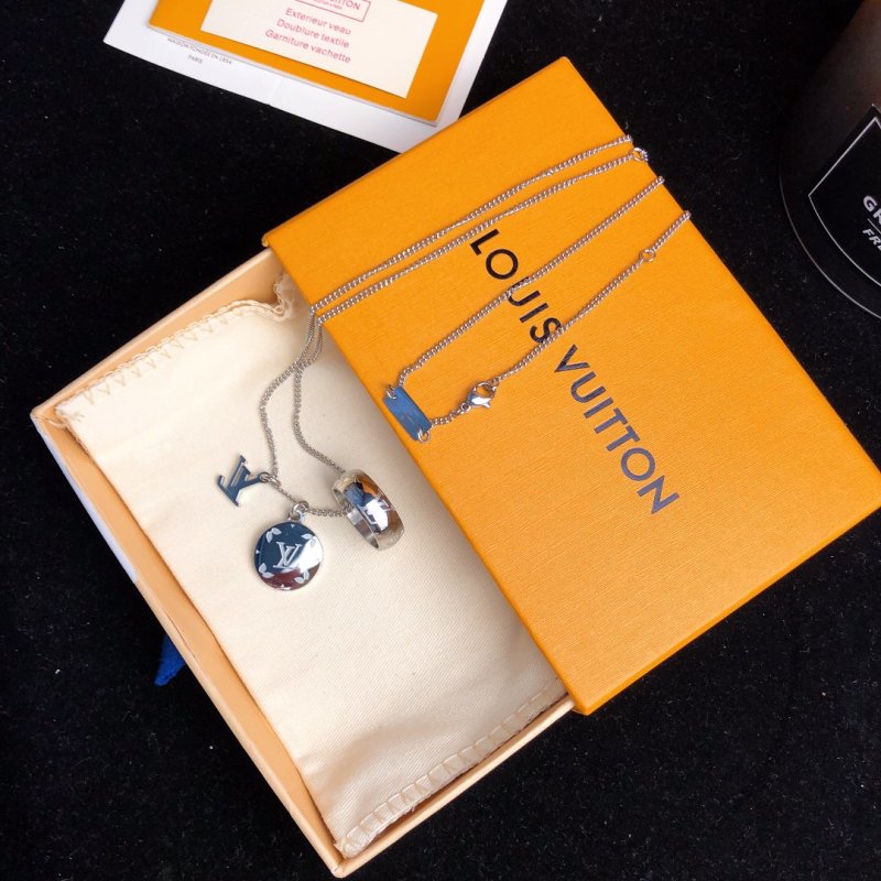 Louis Vuitton 3-in-1 Silver Pendant Necklace view